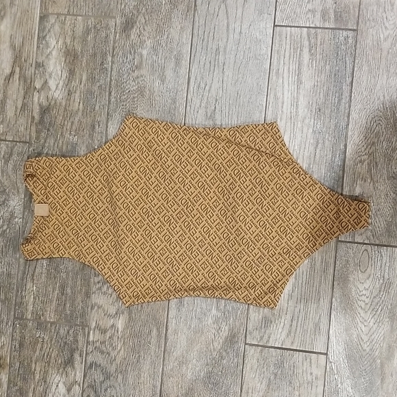 Sold out FENDI x SKIMS bodysuit Medium - Picture 5 of 8